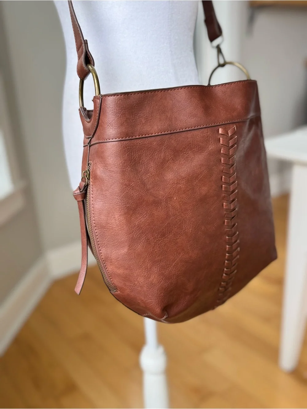 Vintage Cognac Brown Braided Vegan Leather Brass Rings Satchel Hobo Bag Purse